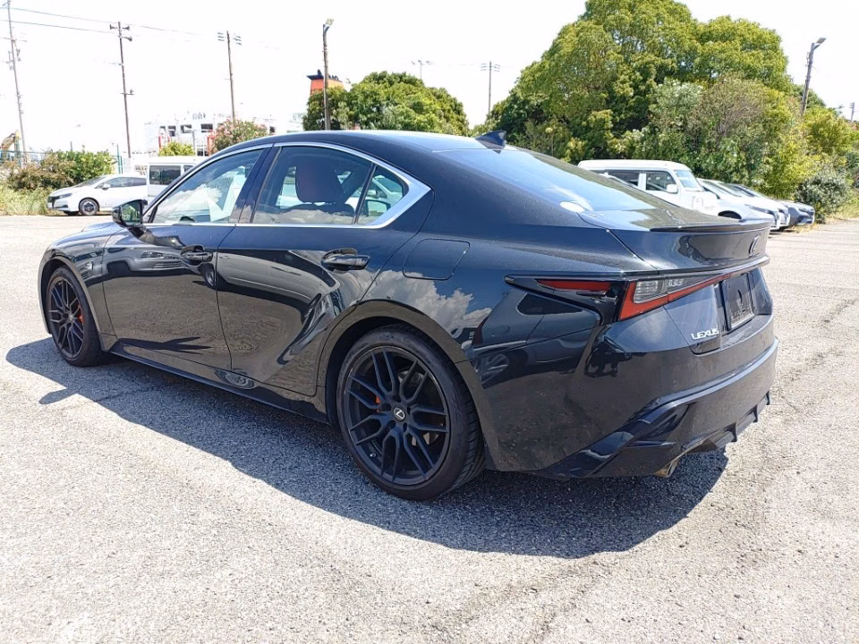 LEXUS IS350