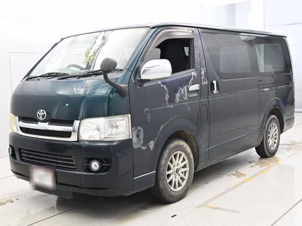 TOYOTA REGIUS ACE