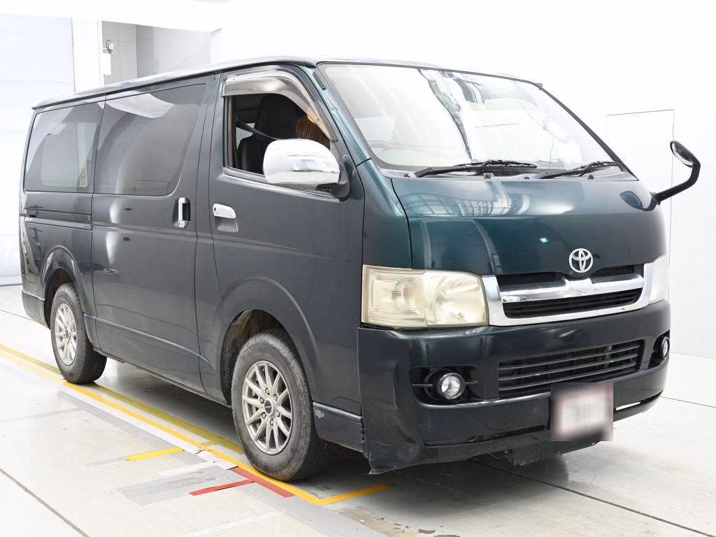 TOYOTA REGIUS ACE