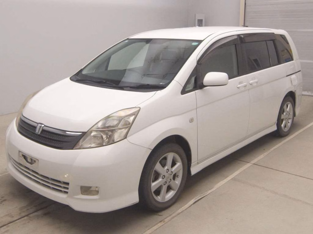 TOYOTA ISIS
