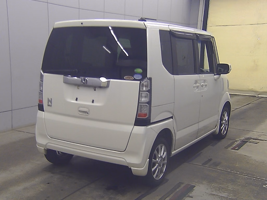 HONDA N-BOX