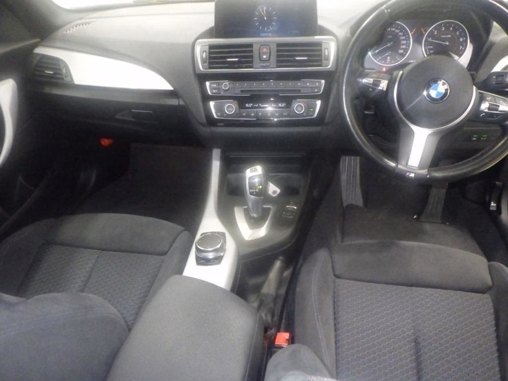 BMW 1-SERIES