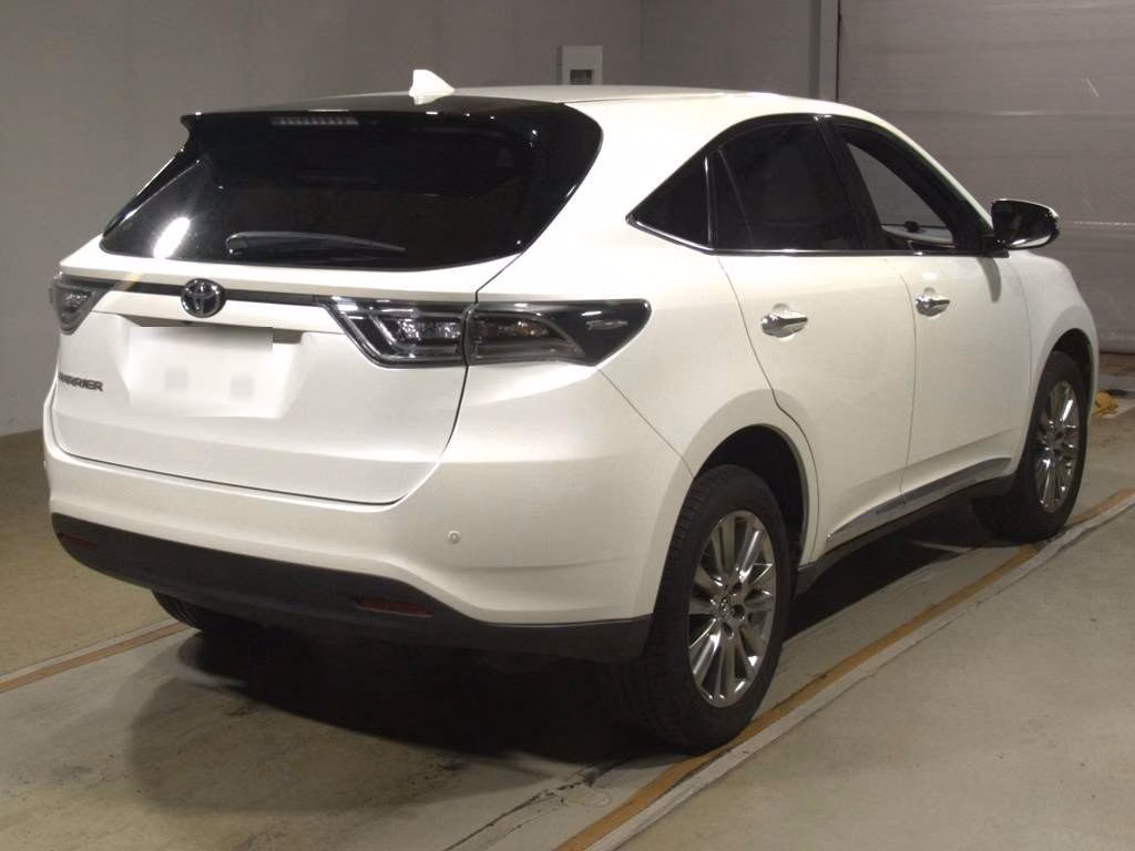 TOYOTA HARRIER