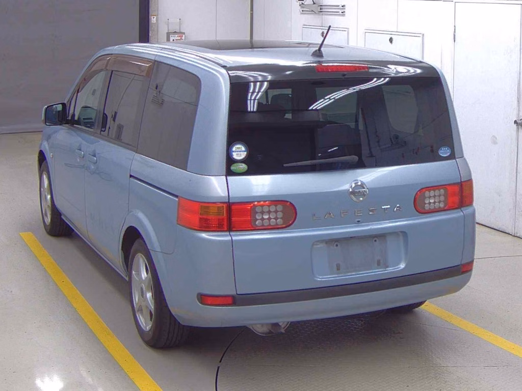 NISSAN LAFESTA