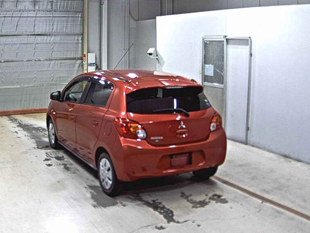 MITSUBISHI MIRAGE