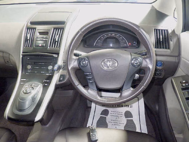 TOYOTA SAI