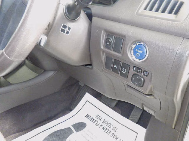 TOYOTA SAI