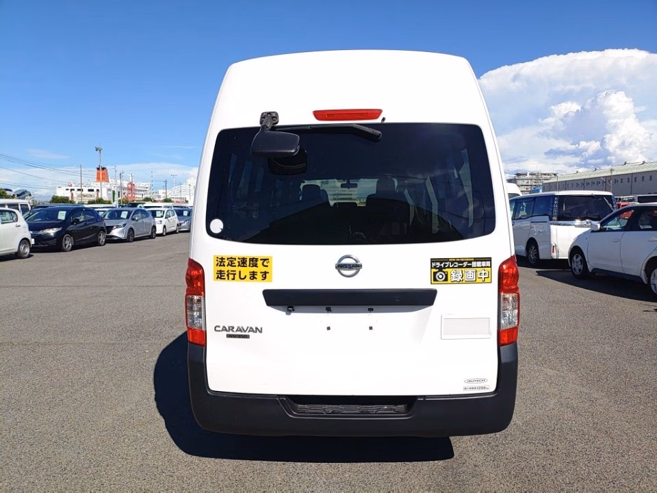 NISSAN NV350 CARAVAN