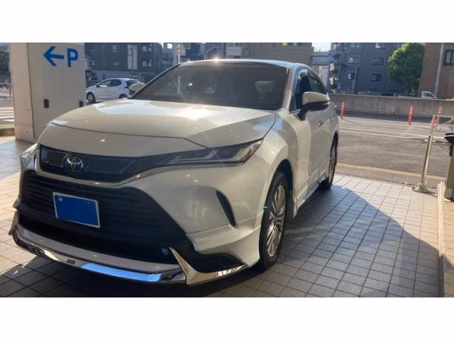 TOYOTA HARRIER