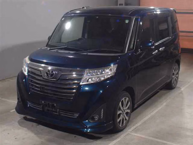 TOYOTA TANK