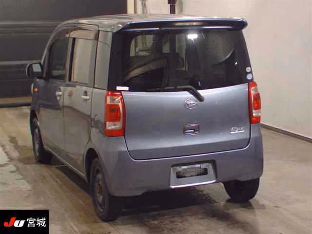 DAIHATSU TANTO EXE