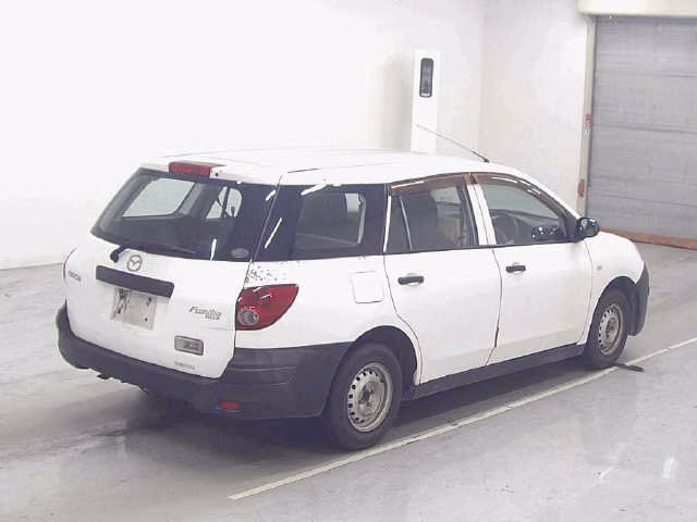 MAZDA FAMILIA