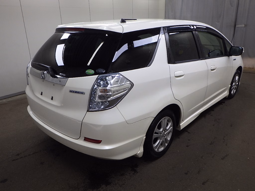 HONDA FIT SHUTTLE