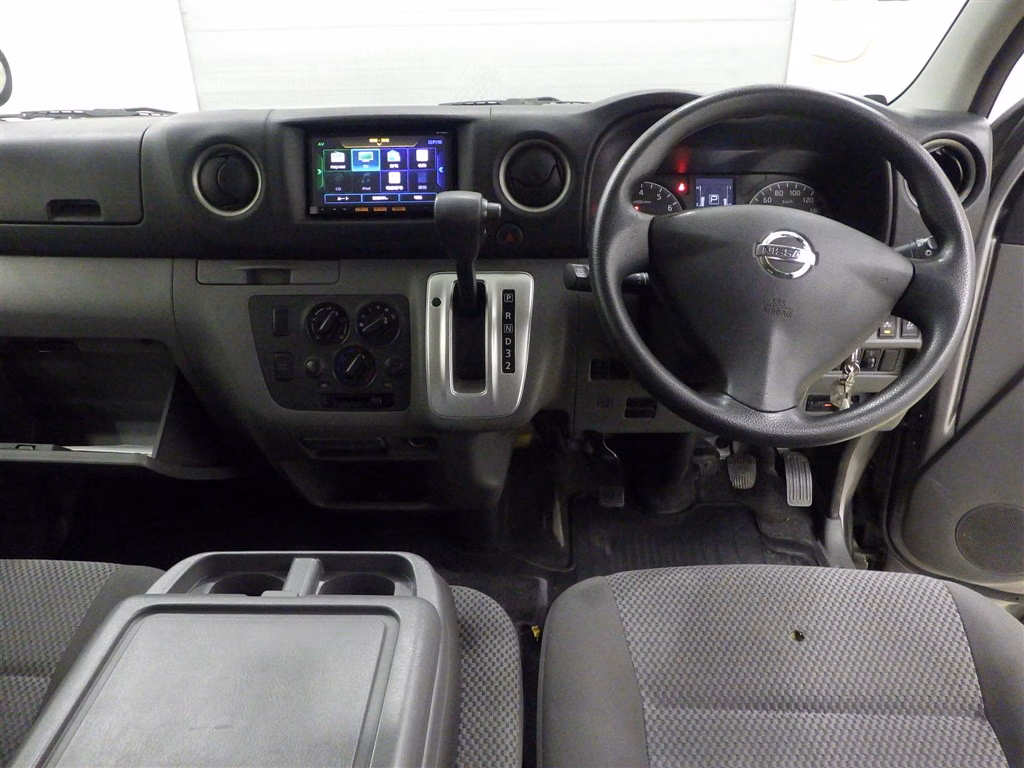 NISSAN NV350 CARAVAN