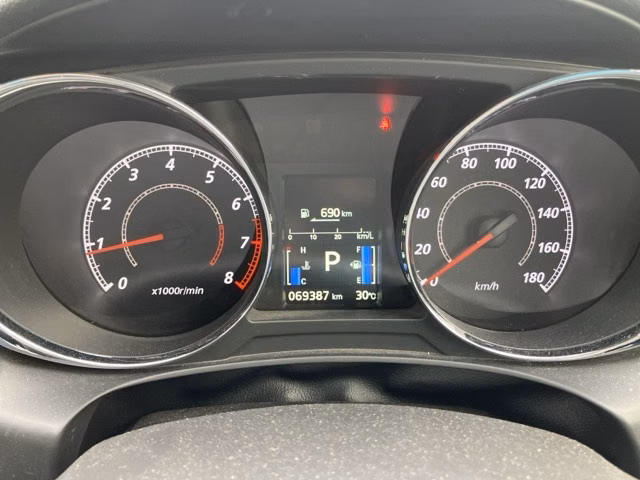 MITSUBISHI RVR