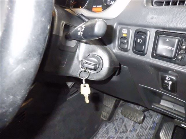 DAIHATSU TERIOS KID