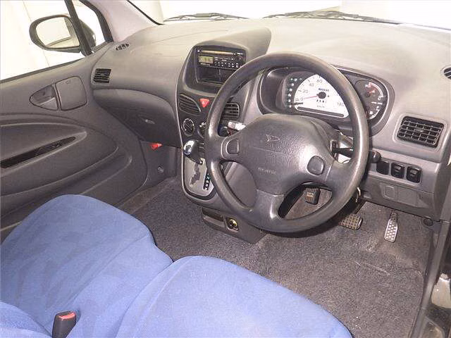 DAIHATSU MAX