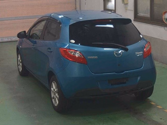 MAZDA DEMIO