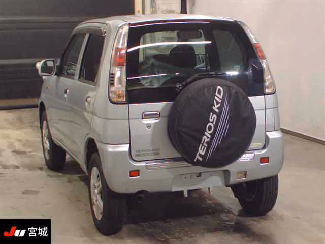 DAIHATSU TERIOS KID