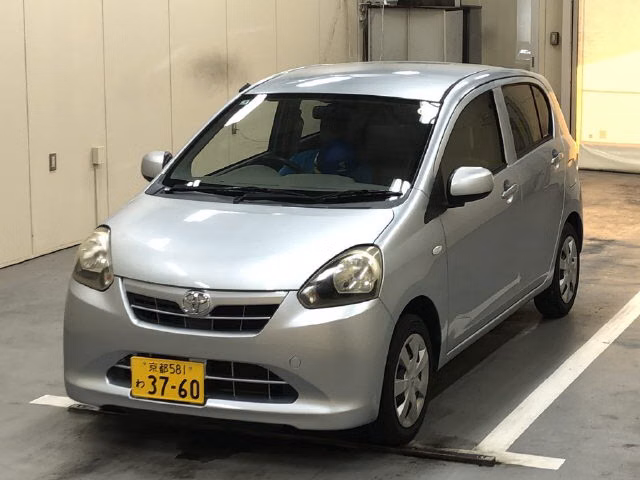 TOYOTA PIXIS EPOCH