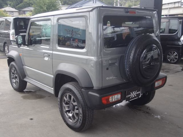 SUZUKI JIMNY SIERRA