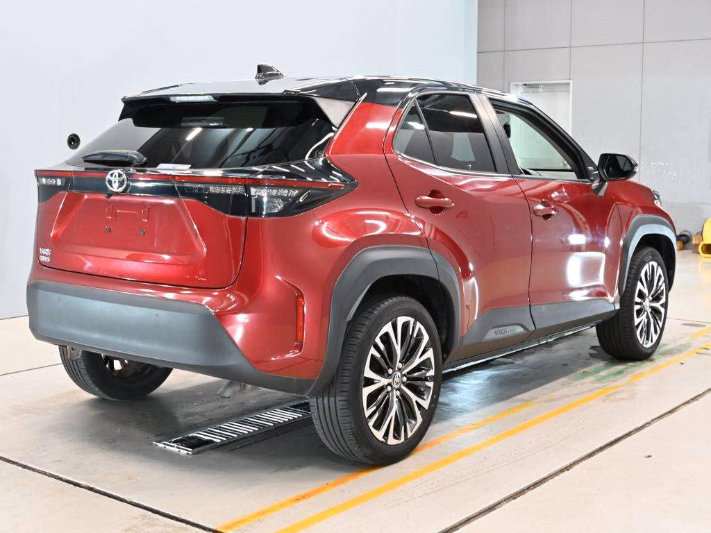 TOYOTA YARIS CROSS