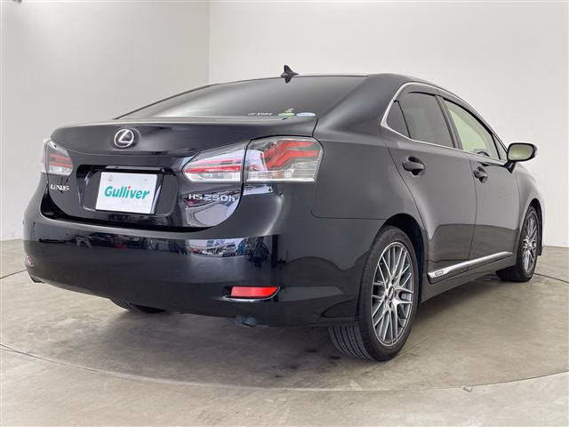 Lexus HS250h