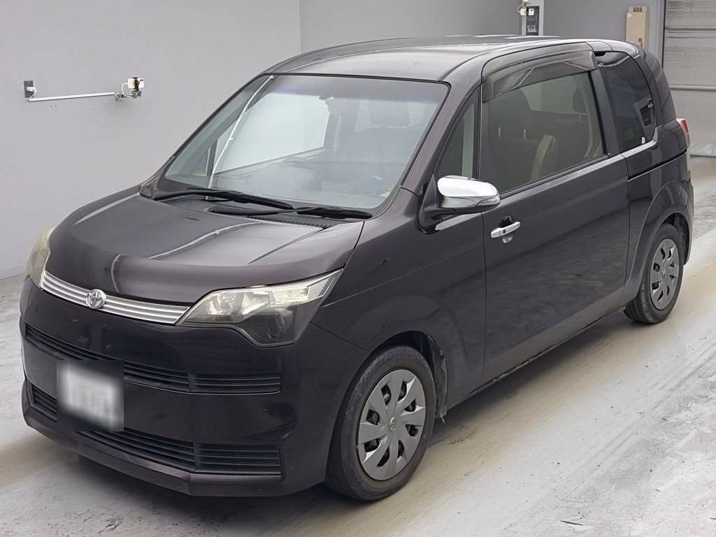 TOYOTA SPADE
