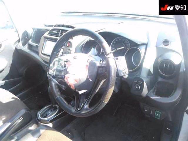 HONDA FIT SHUTTLE