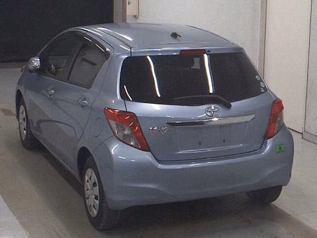 TOYOTA VITZ