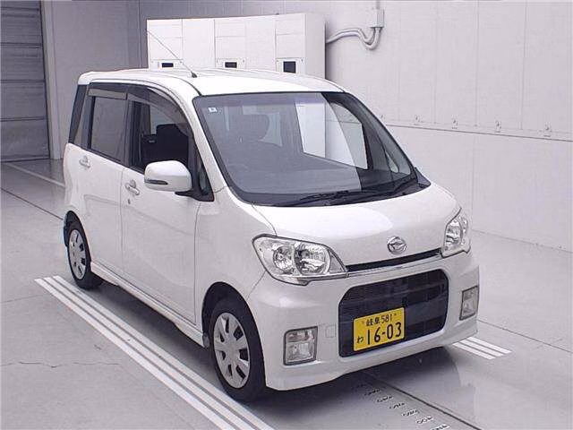 DAIHATSU TANTO EXE