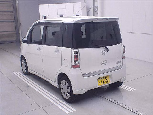 DAIHATSU TANTO EXE