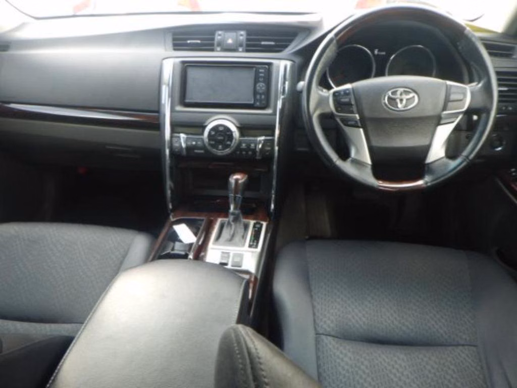 TOYOTA MARK X