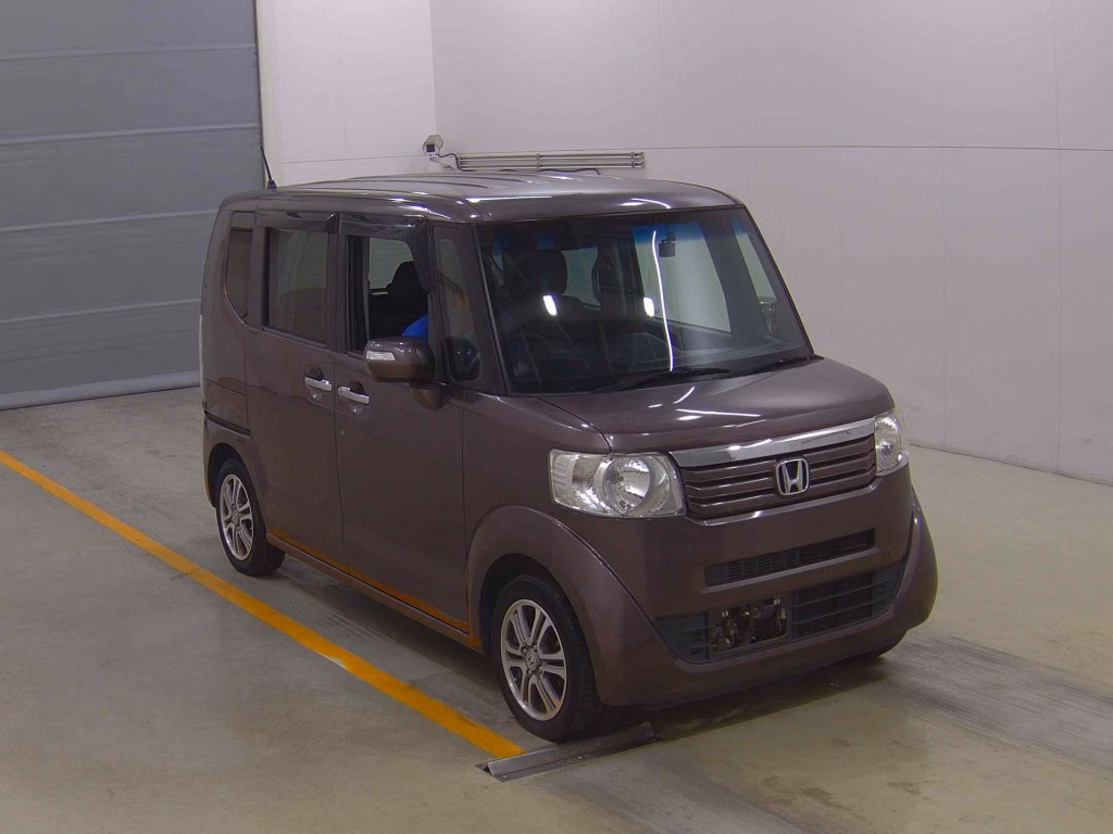 HONDA N-BOX