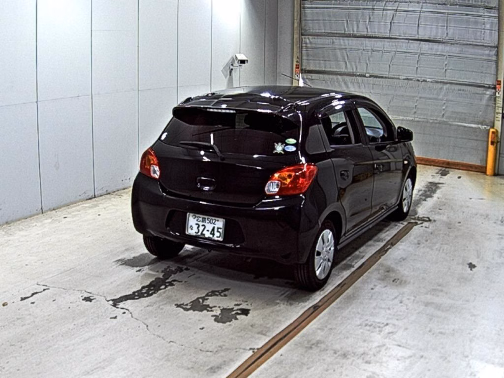 MITSUBISHI MIRAGE