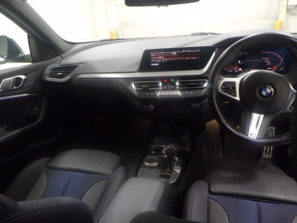 BMW 2-SERIES