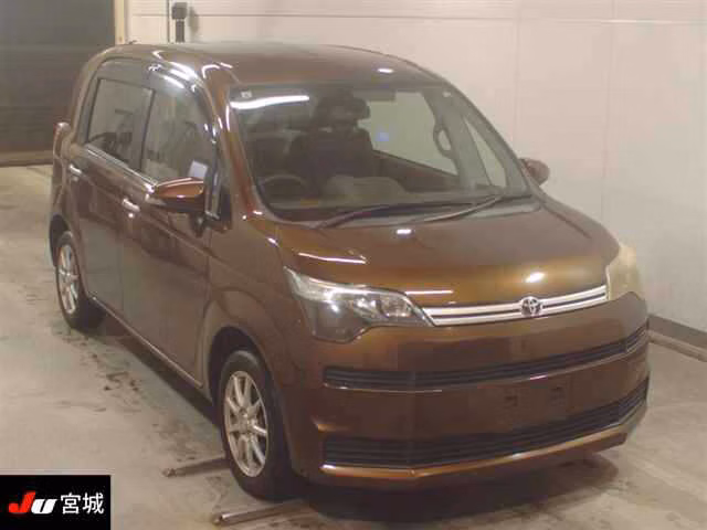 TOYOTA SPADE