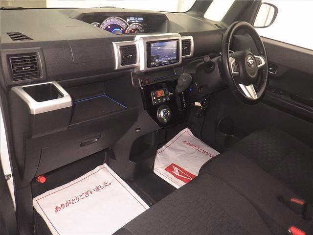 DAIHATSU WAKE