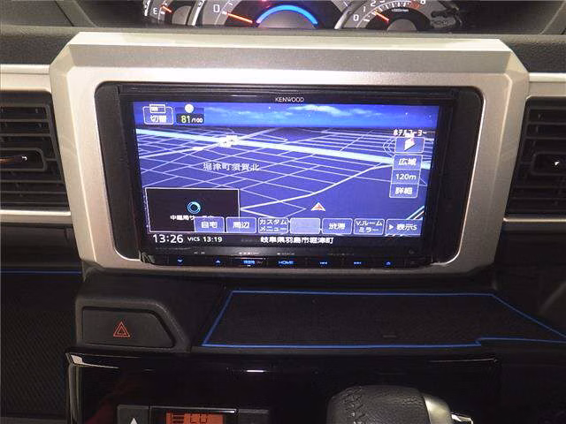 DAIHATSU WAKE