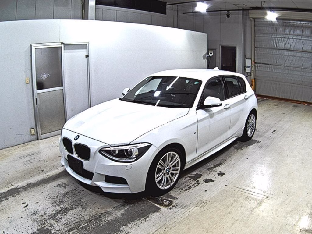 BMW 1-SERIES
