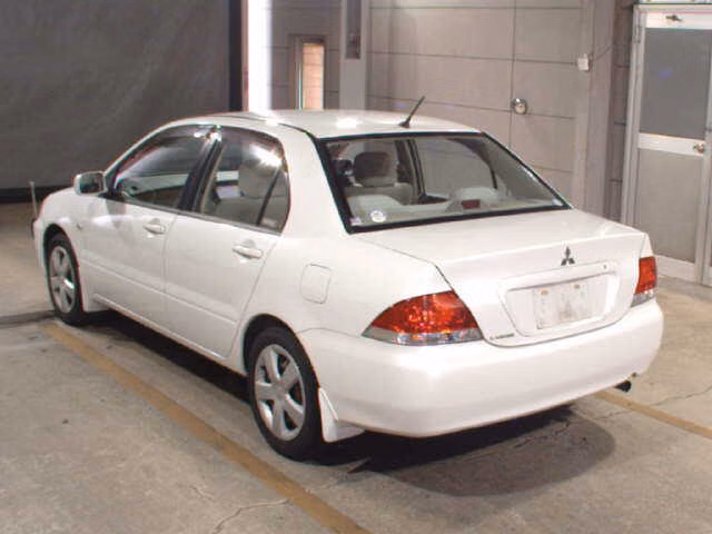 MITSUBISHI LANCER
