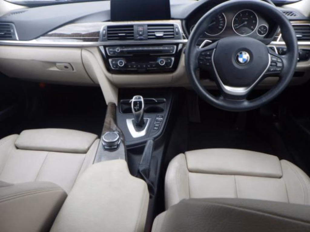 BMW 3-SERIES