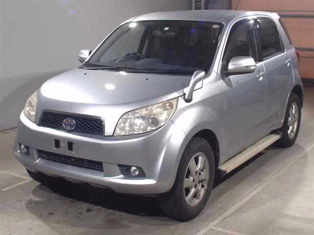 TOYOTA RUSH