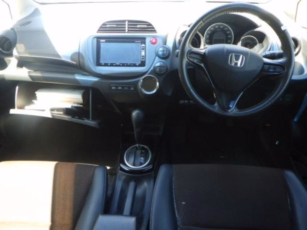 HONDA FIT SHUTTLE