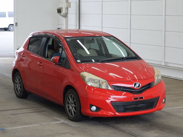 TOYOTA VITZ