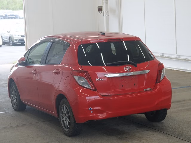 TOYOTA VITZ