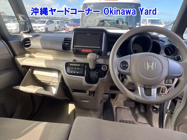 HONDA N-BOX