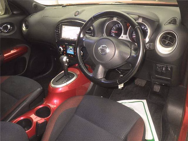 NISSAN JUKE