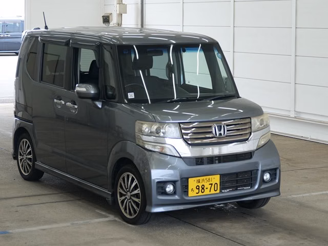 HONDA N-BOX