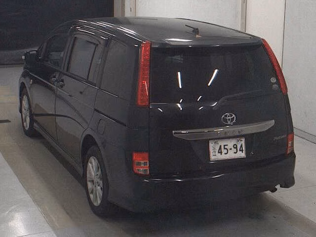 TOYOTA ISIS